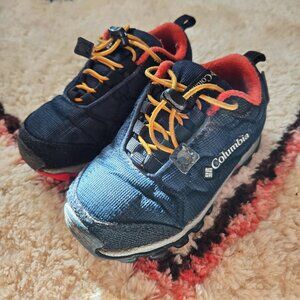 Columbia toddler boy kid Fire camp Sledder Mid Waterproof Snow Shoe size 9